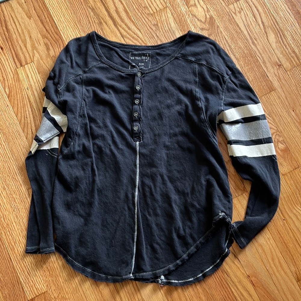 We The Free - longsleeved shirt sz M